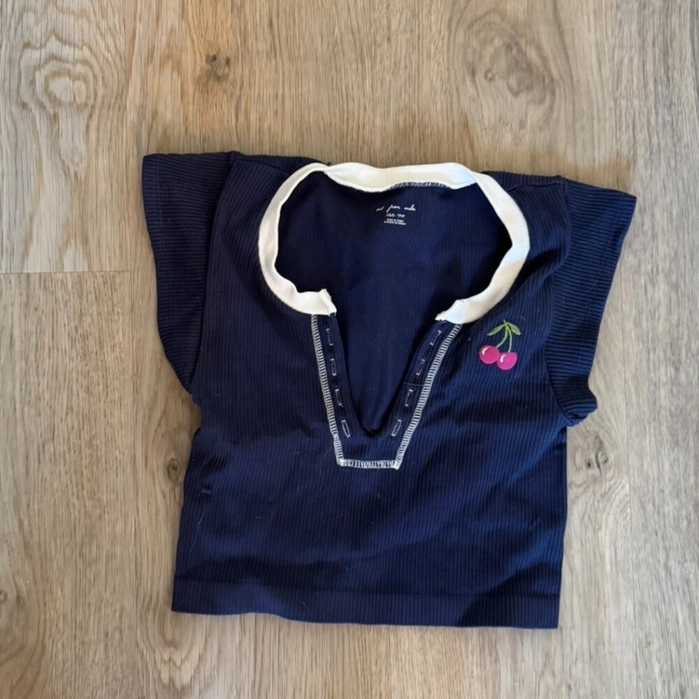 Cute Navy Crop Top Sleeveless